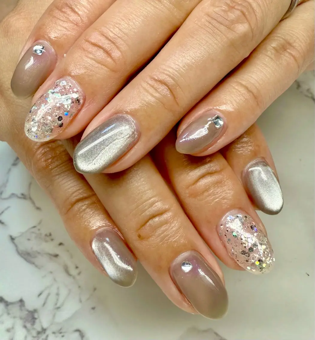 ネイル アートネイル チークネイル フレンチネイル 氷ネイル・うるうるネイル キラキラネイル Mai’s nailのネイルデザイン