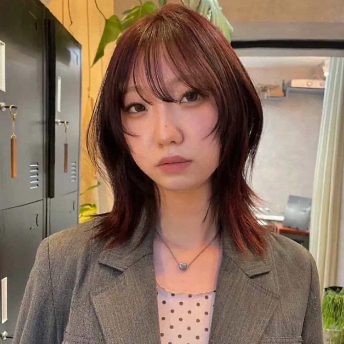 セミロング SITY. NENE /カラーモデルのヘアスタイル