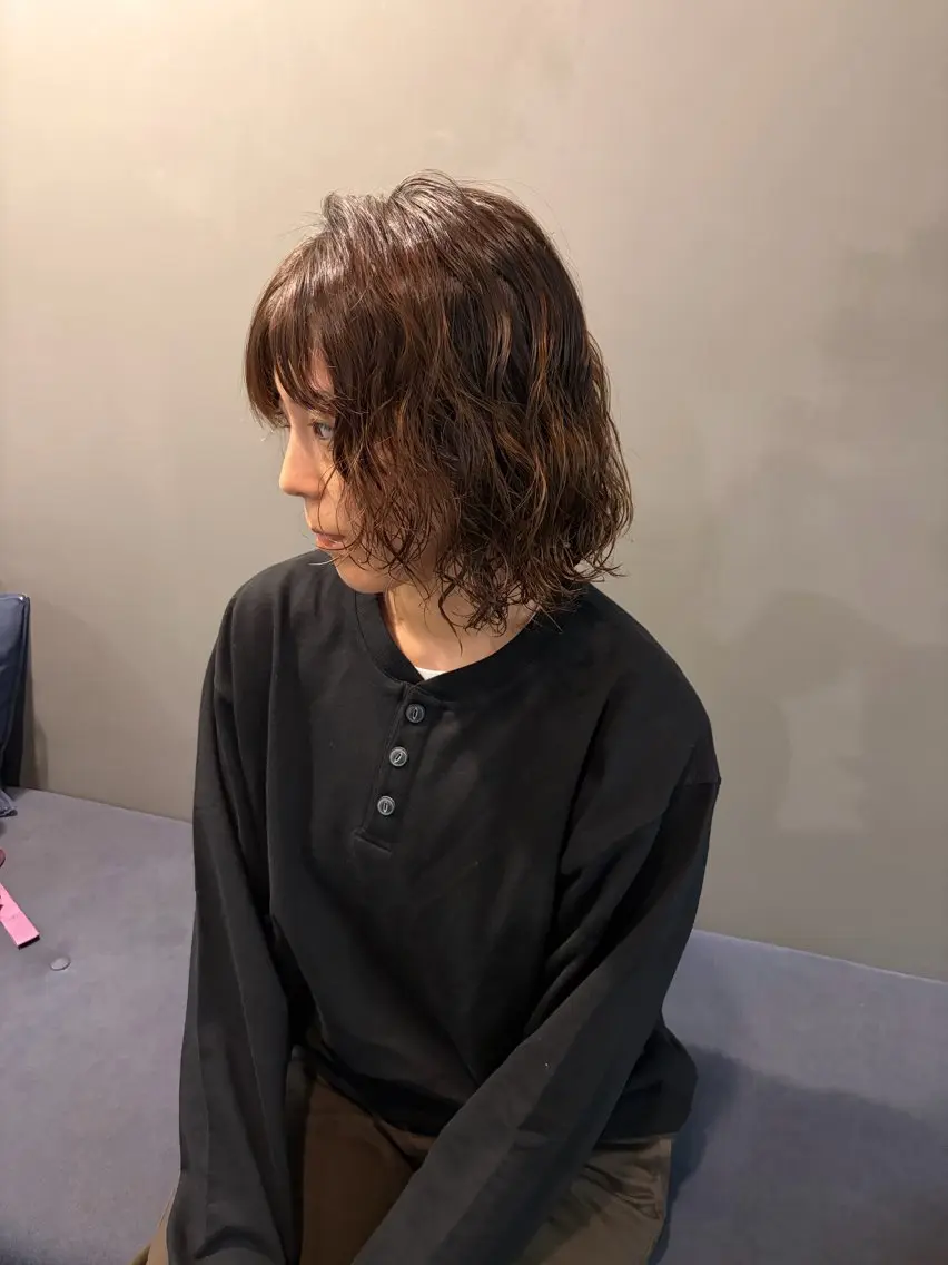 パーマ 髙橋 紗奈のヘアスタイル