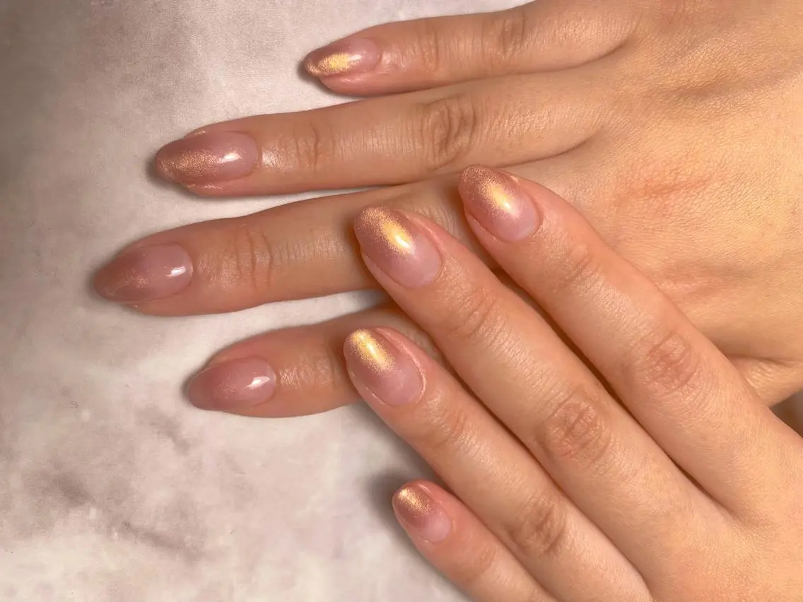 ネイル グラデーション ニュアンスネイル ハンドネイル 🌿Charme🌿 MAIのネイルデザイン