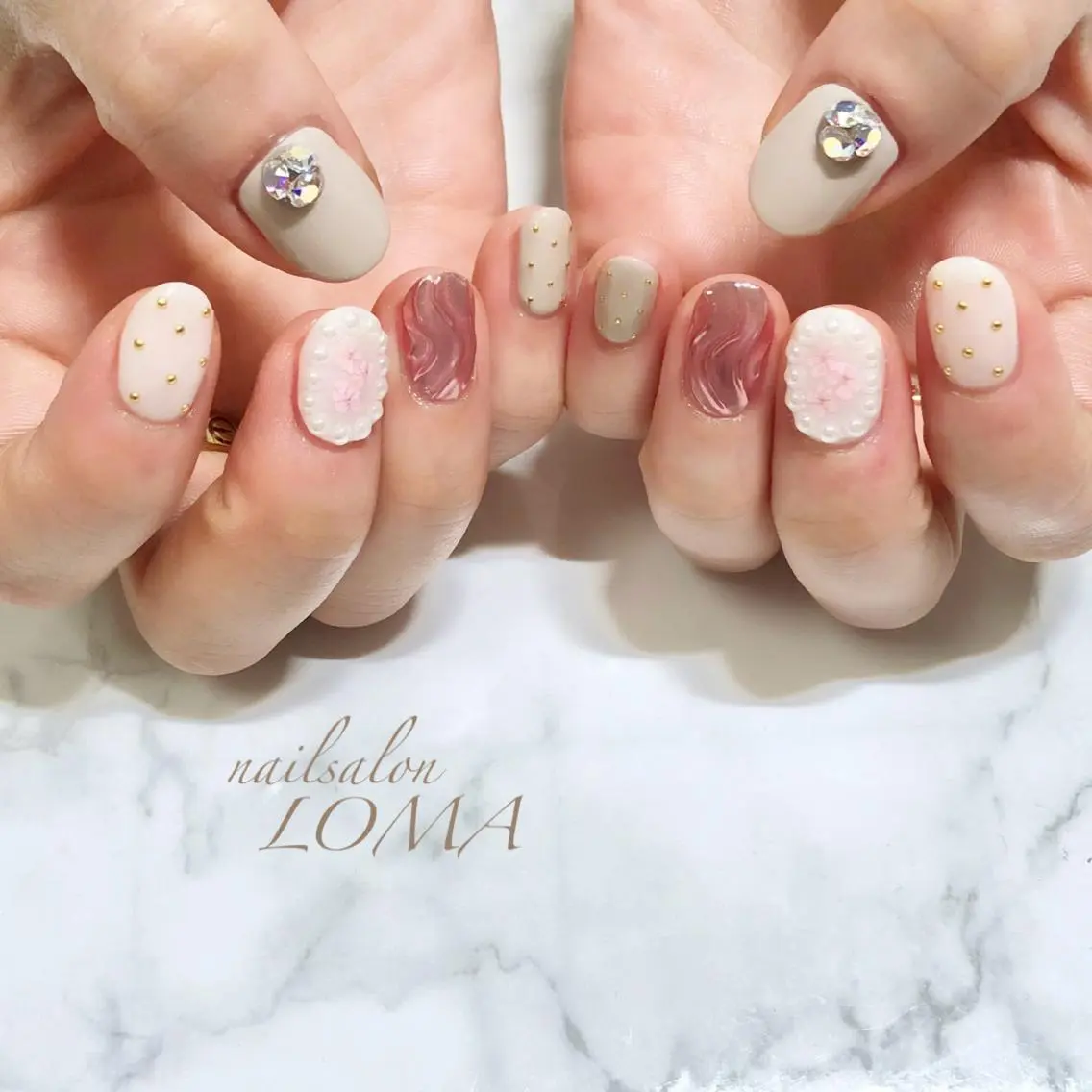 ネイル フラワーネイル ハンドネイル ハンドケア m-nail 🌙minamiのネイルデザイン