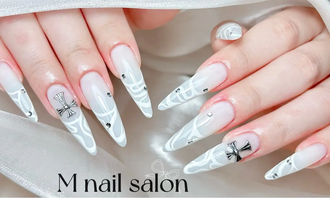 ネイル ハンドネイル M🌷nail 長さだし専門店のネイルデザイン
