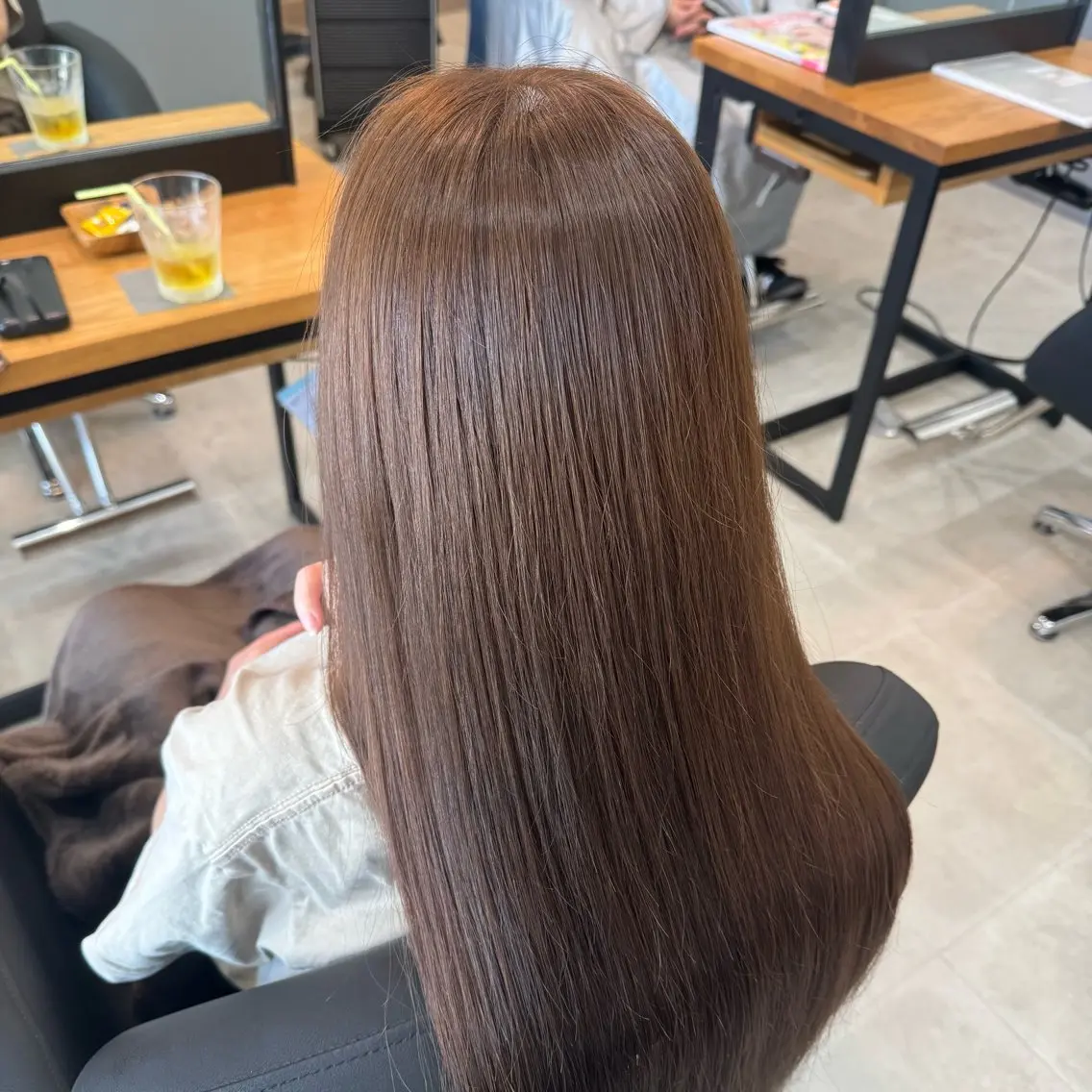 ロング カラー 栗林 萌香のヘアスタイル