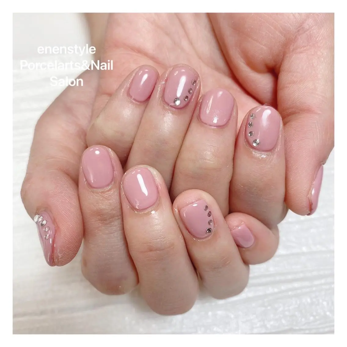 ショート ネイル ハンドネイル 🐾enen style 🐾のネイルデザイン