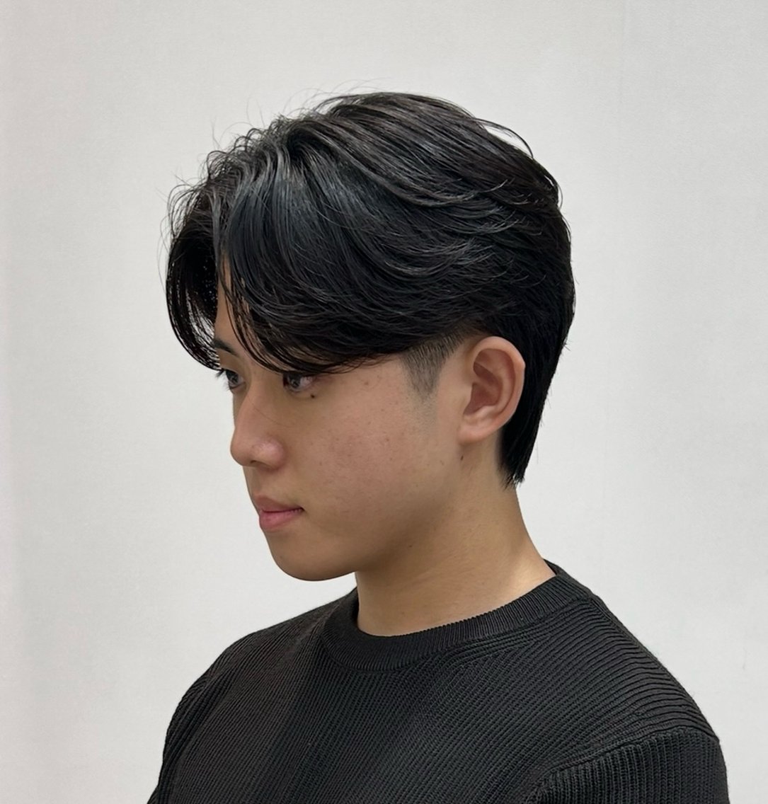 ショート パーマ メンズ カット パーマ 岩城 滉成のヘアスタイル