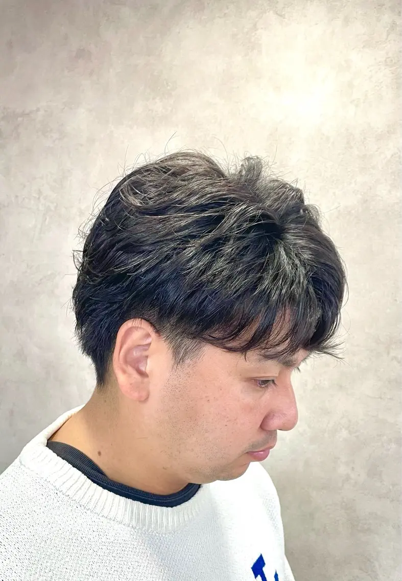 ショート パーマ メンズ レイヤーカット ショートヘア 清潔感×束感ヘア🔥 メンズ専門篠原のヘアスタイル
