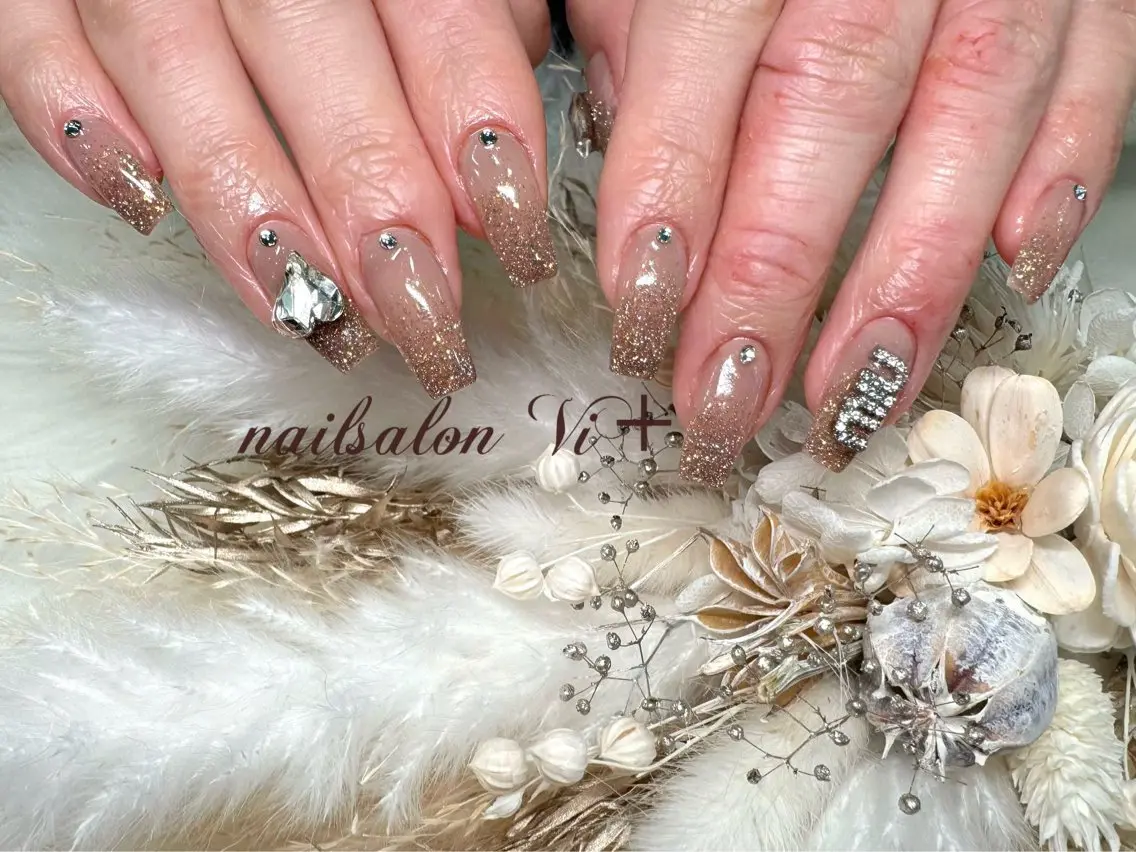 ネイル ハンドネイル ✨Nailsalon Vi+✨のネイルデザイン