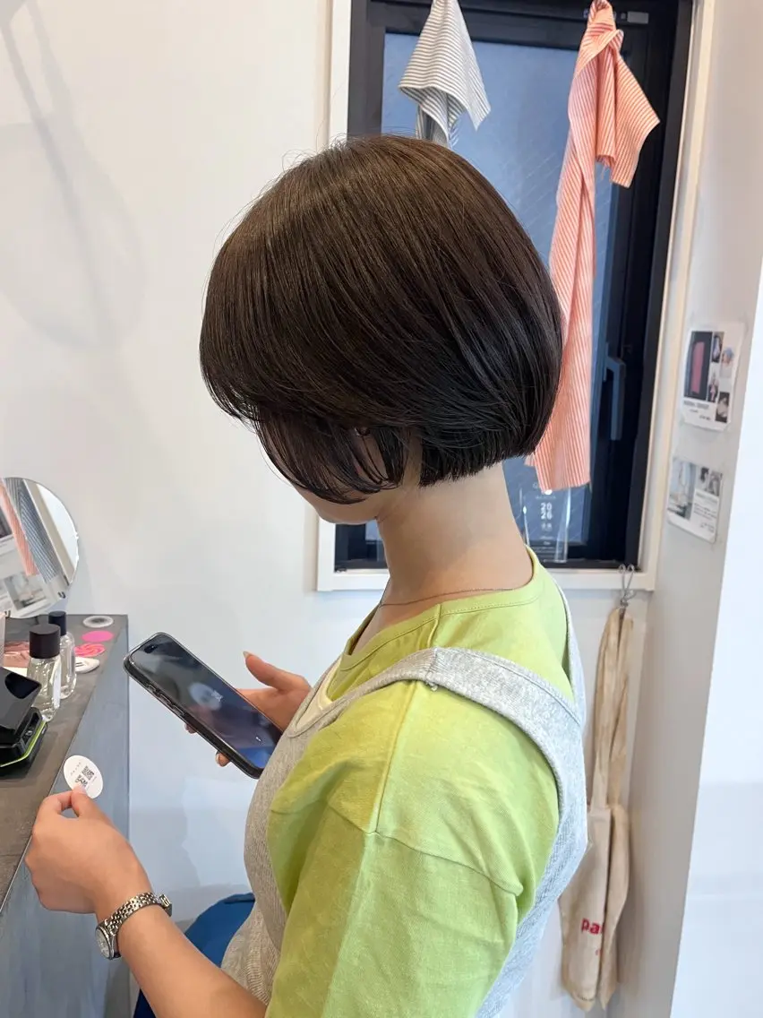 ショート ボブ レイヤーカット カット anri/大阪/ レイヤーカットのヘアスタイル