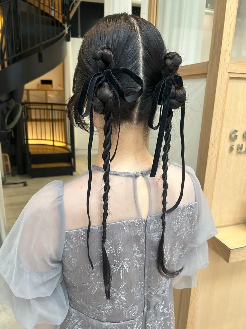 ロング カラー ヘアアレンジ ヘアセット yuka .のヘアスタイル
