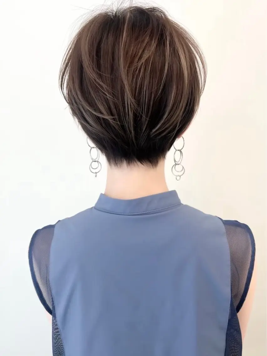 ショート 工藤 菜津のヘアスタイル