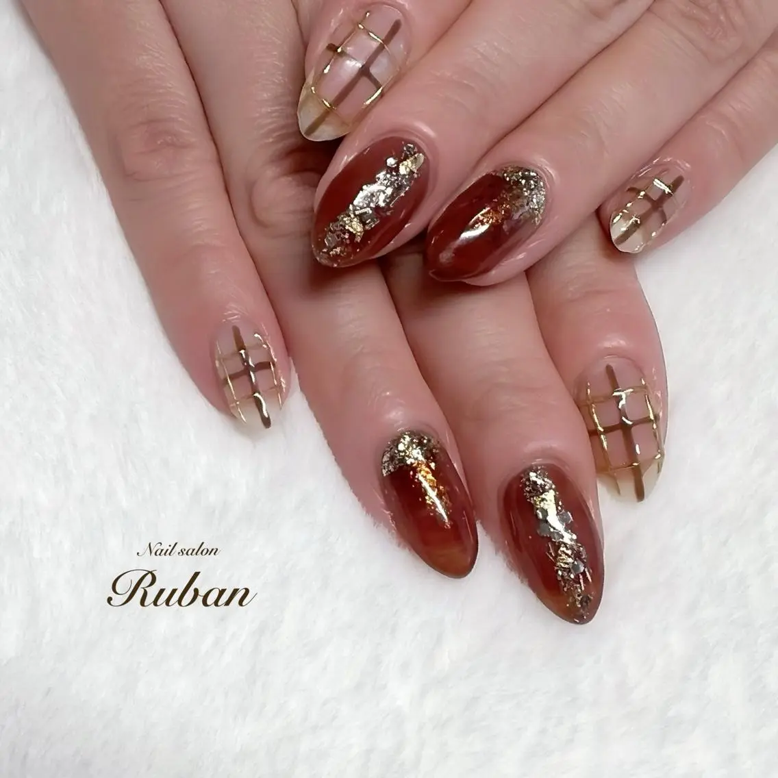 ネイル ブラウン ミラーネイル ニュアンスネイル ぷっくりネイル Nail salon Rubanのネイルデザイン