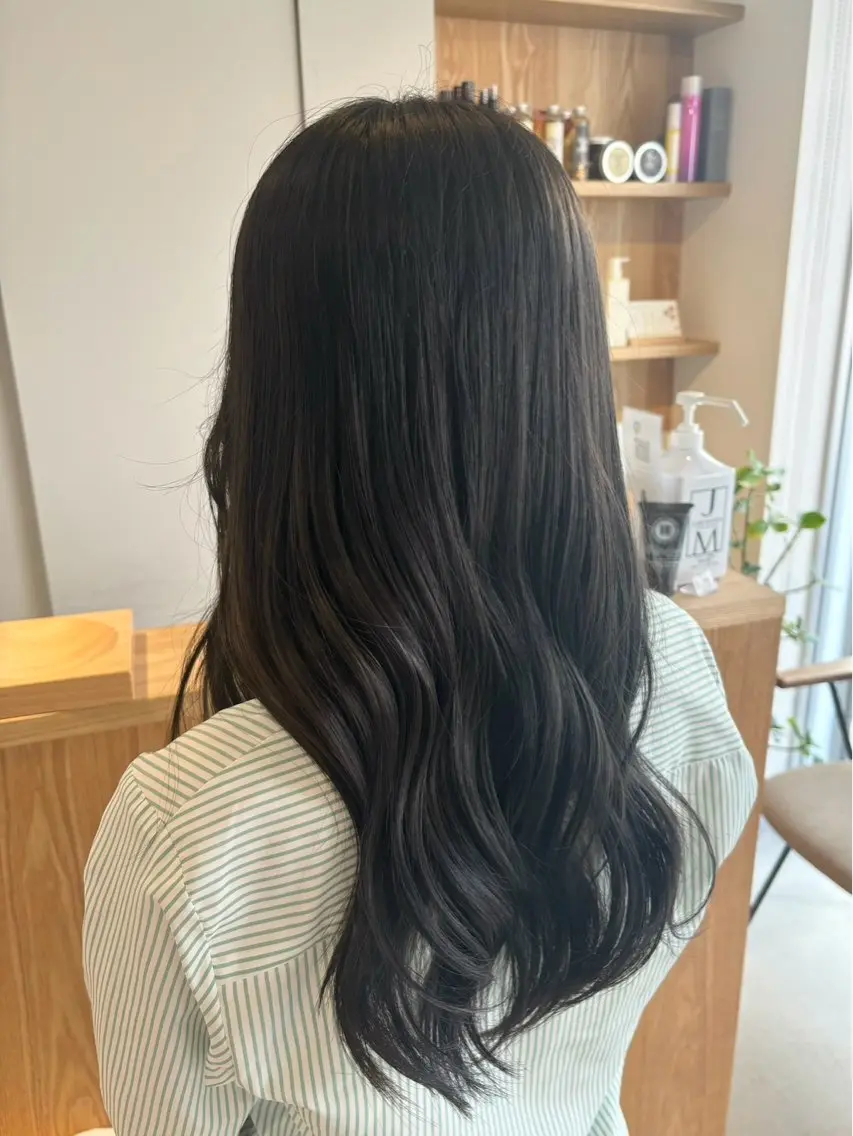 ロング 石川 潤のヘアスタイル