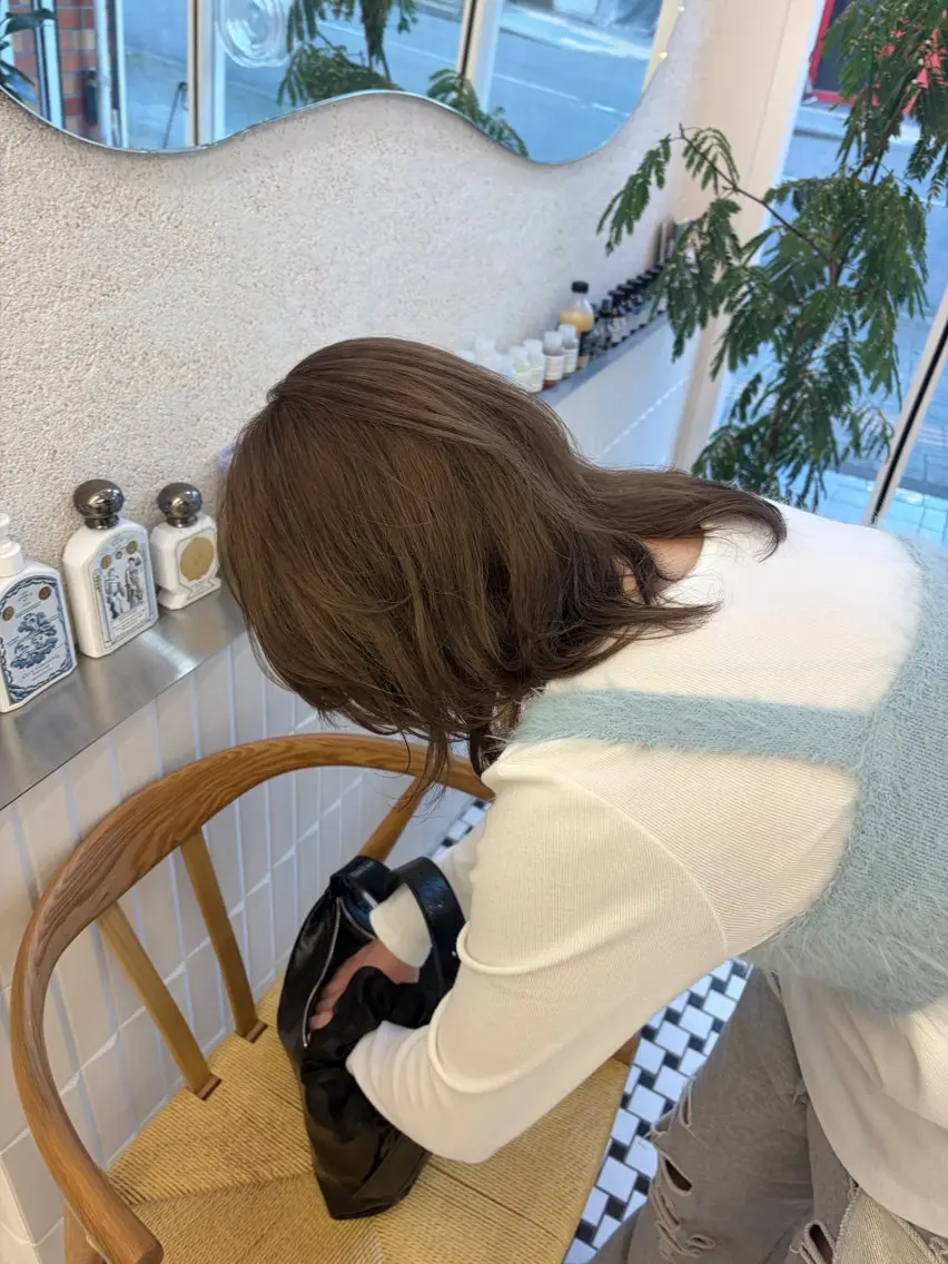 セミロング ヘアカラー まろやかベージュ🤎 ぷつっとボブ🔔リンのヘアスタイル