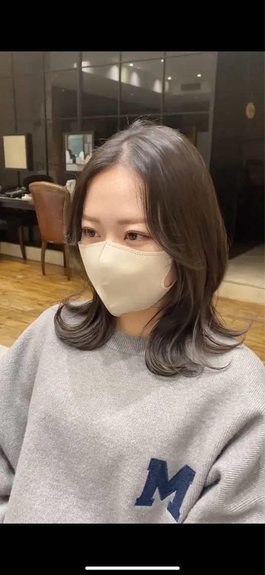 ミディアム 銀座/レイヤー 顔周りカット溝手優太のヘアスタイル