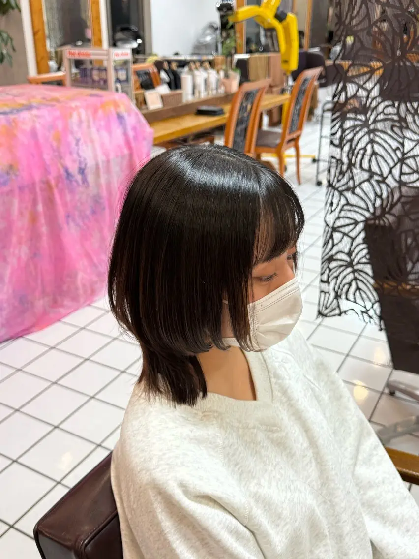 ミディアム ウルフカット 池田 菜々美のヘアスタイル