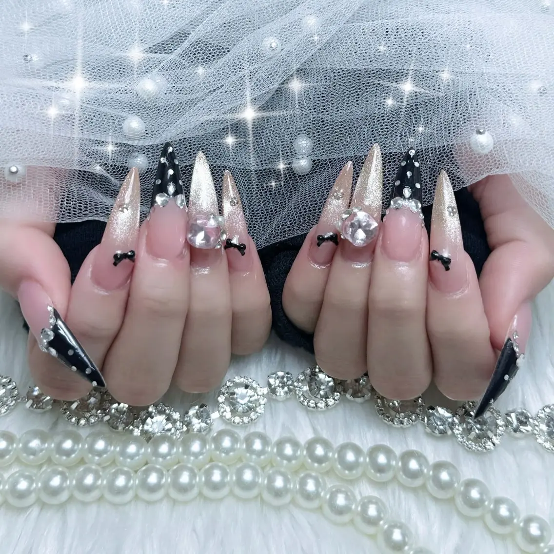 ネイル アートネイル オーロラネイル ブラウン ジェルネイル グラデーション ハンドネイル ハンドケア Nova Nailのネイルデザイン