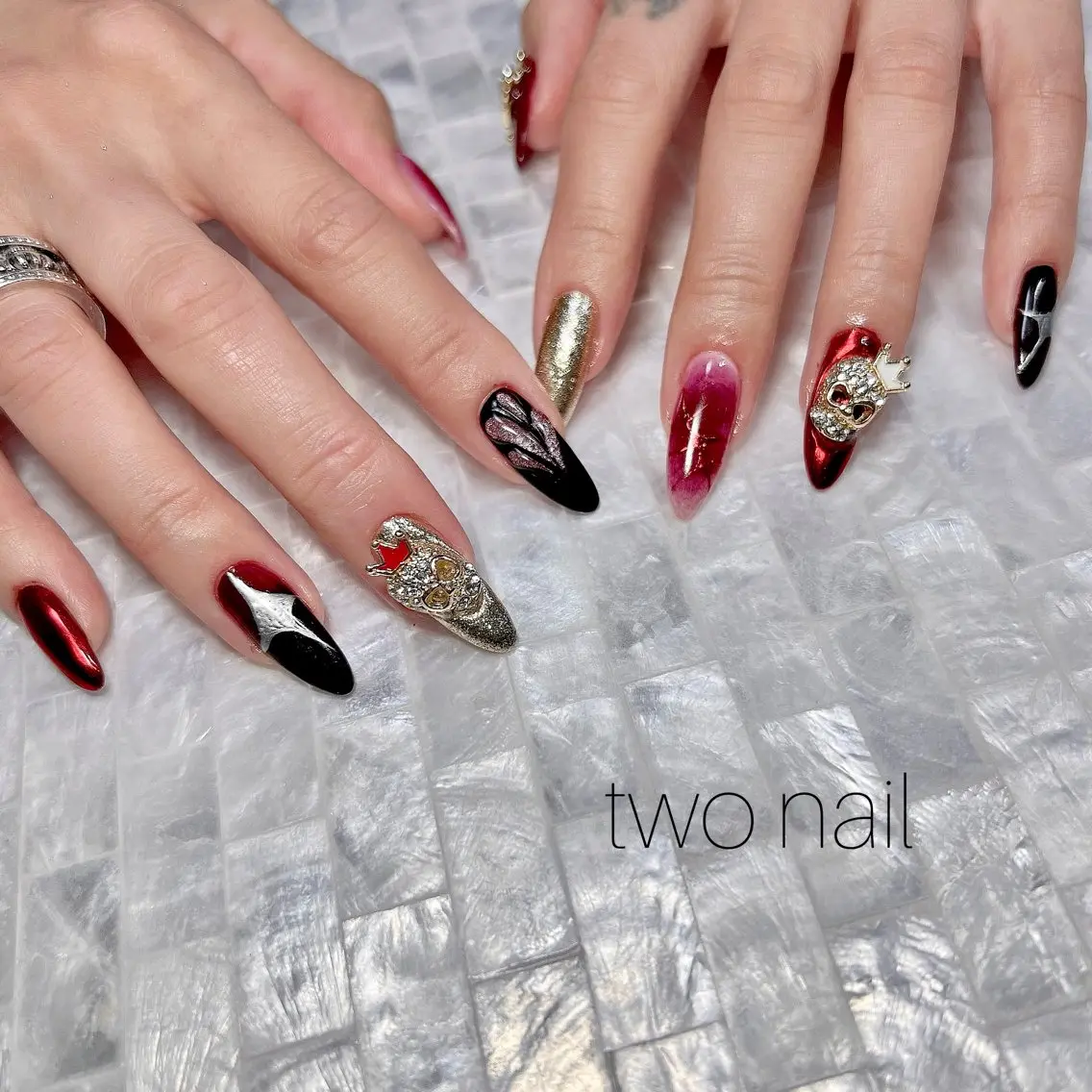 ネイル アートネイル ネイルチップ ホワイト ハンドネイル two nailのネイルデザイン
