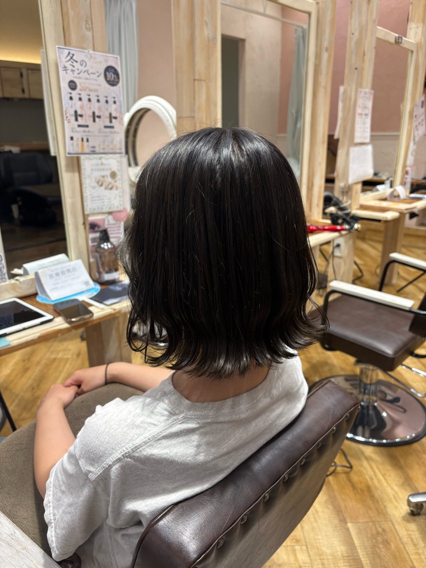 カラー 近藤 透明感カラー🫧のヘアスタイル