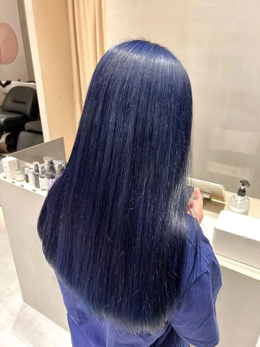 セミロング カラー ブリーチ ブルーカラー ケアブリーチ 垢抜け/レイヤー /艶カラー🪼風香のヘアスタイル