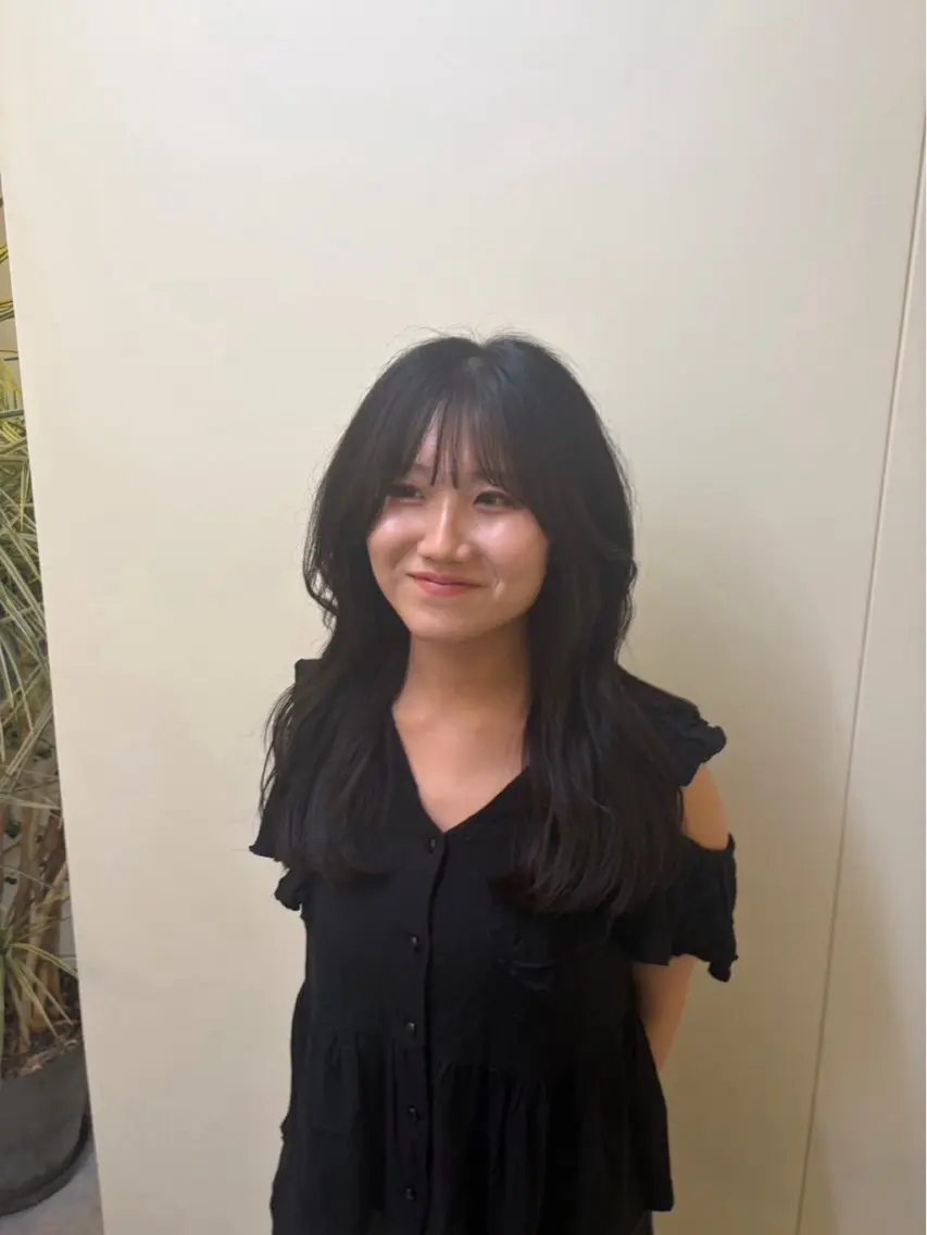 ロング くびれヘア 顔まわりレイヤー 顔周りカット レイヤーカット 村上 一葉のヘアスタイル