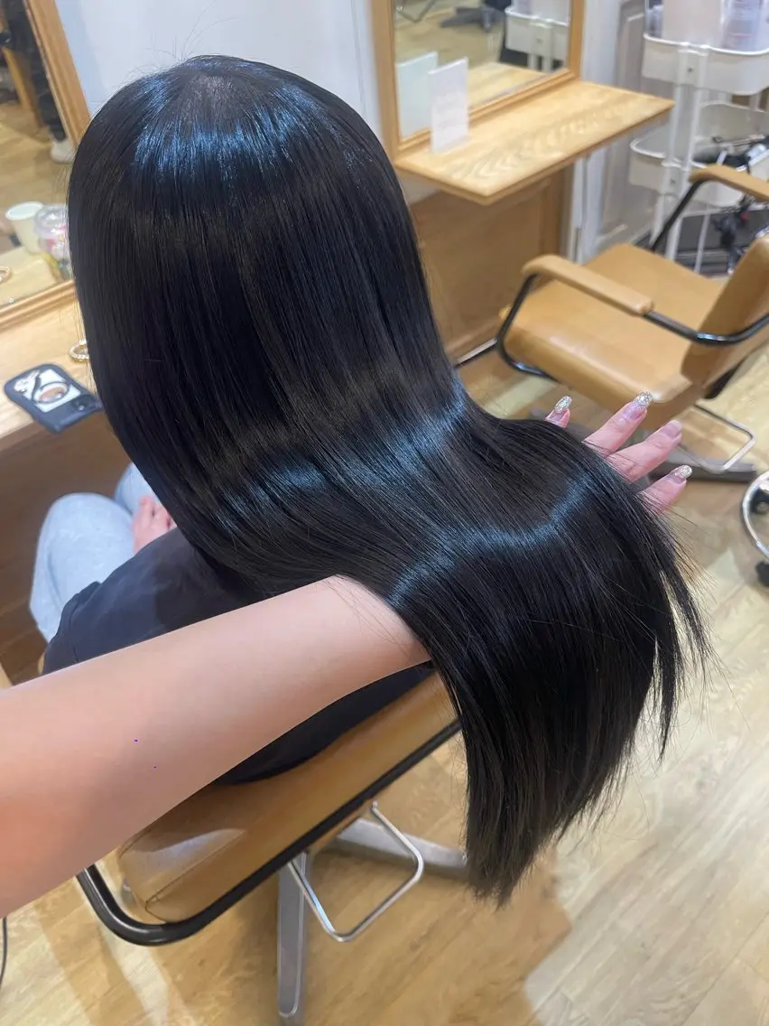 ロング カラー ヘアカラー トリートメント 髪質改善| ブリーチ 絹髪🌸shukaのヘアスタイル