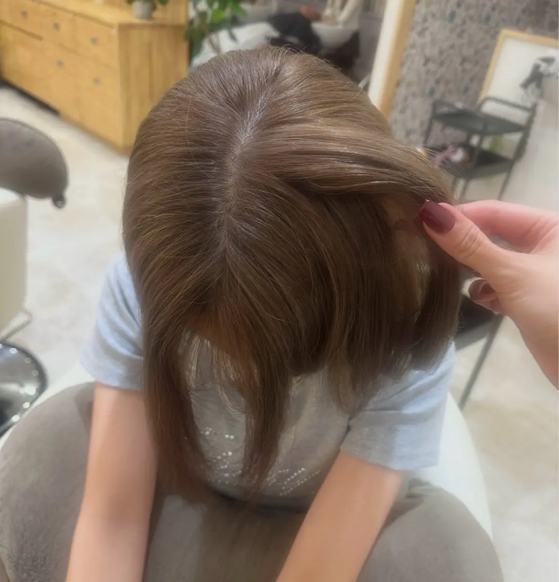 セミロング カラー カット ヘアカラー 淡い暖色・ラベンダー ♡レイヤー🩰ノアのヘアスタイル
