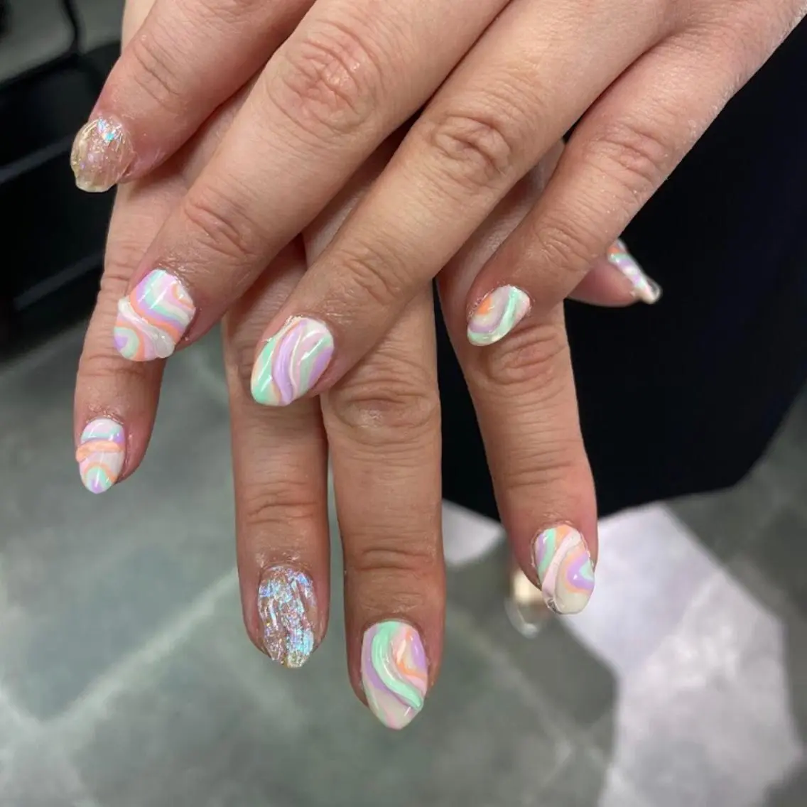 ネイル アートネイル ジェルネイル ミラーネイル ニュアンスネイル スカルプネイル nailstudio eviz新宿店のネイルデザイン