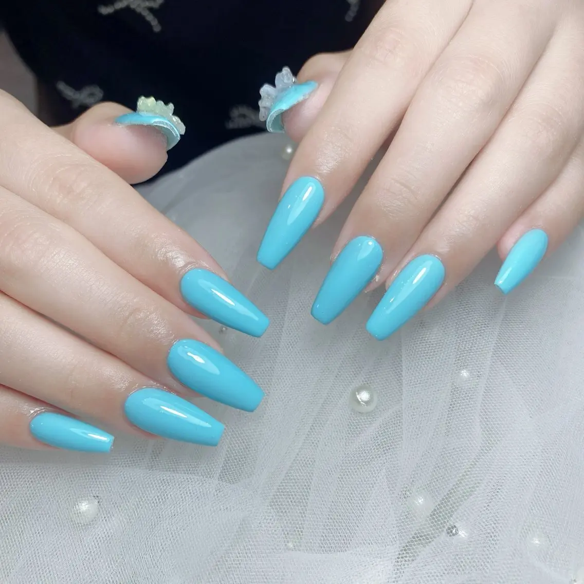 ネイル ハンドネイル Yuna✨ Gloss nailのネイルデザイン