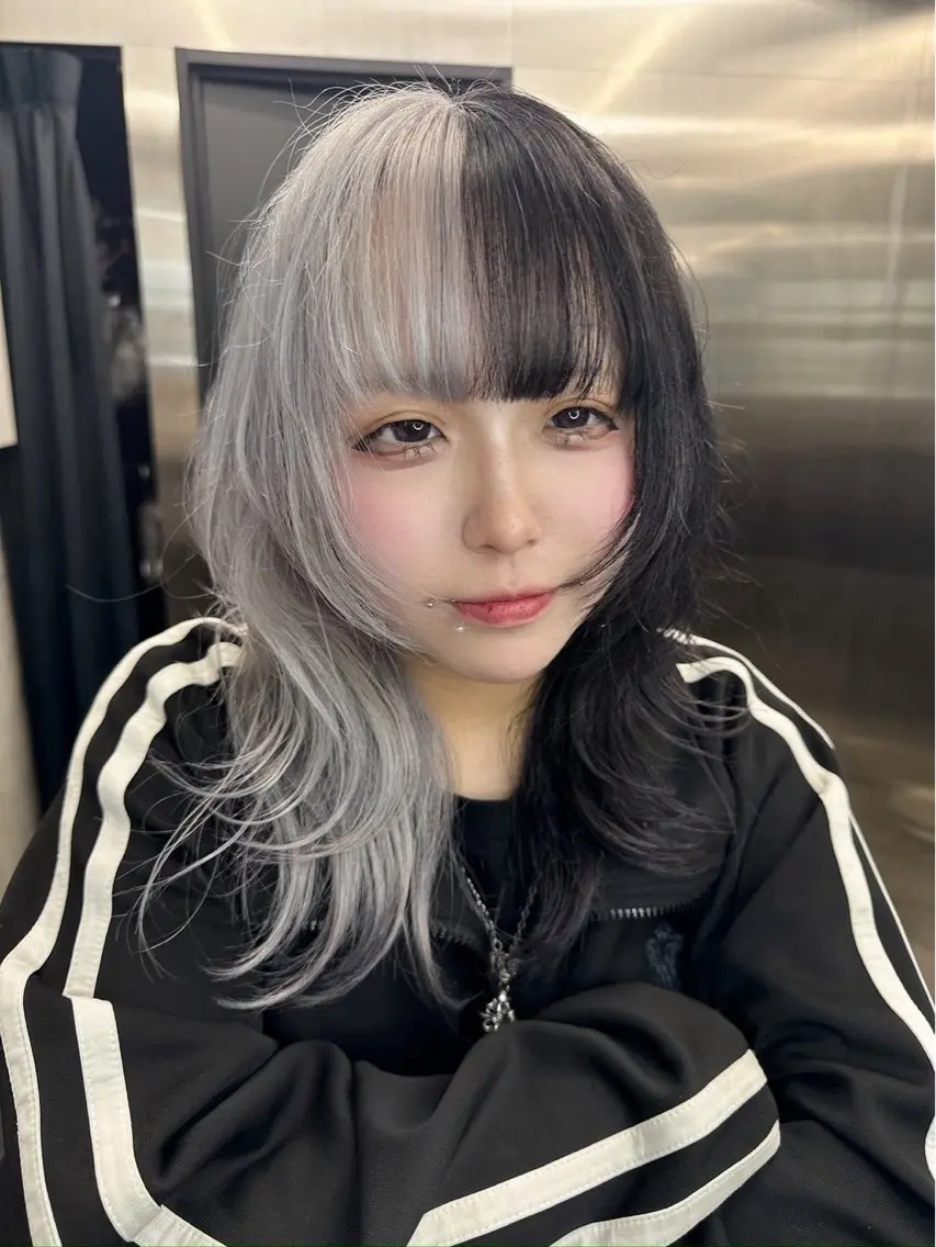 セミロング カラー ヘアカラー †❤︎池袋/カラー/ ENA❤︎†のヘアスタイル