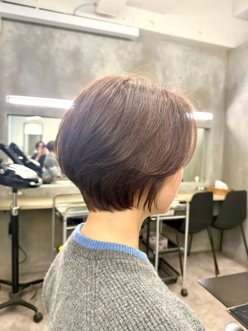 ショート カラー カット ヘアカラー トリートメント 色気レイヤー& ショートはお任せ🌟のヘアスタイル