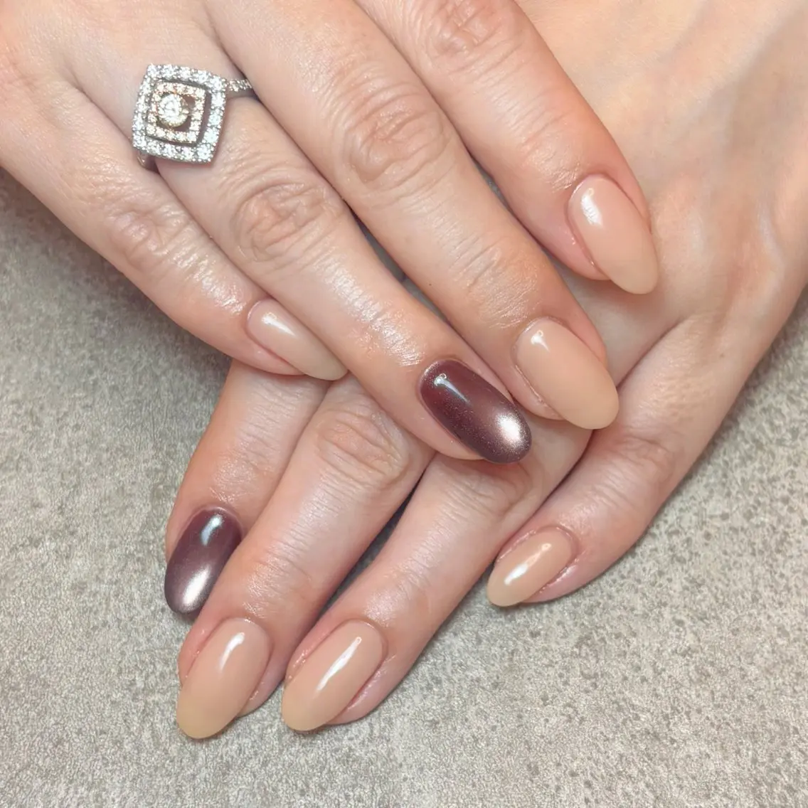 ネイル マグネットネイル ハンドネイル nailroom DIASOMNIAのネイルデザイン
