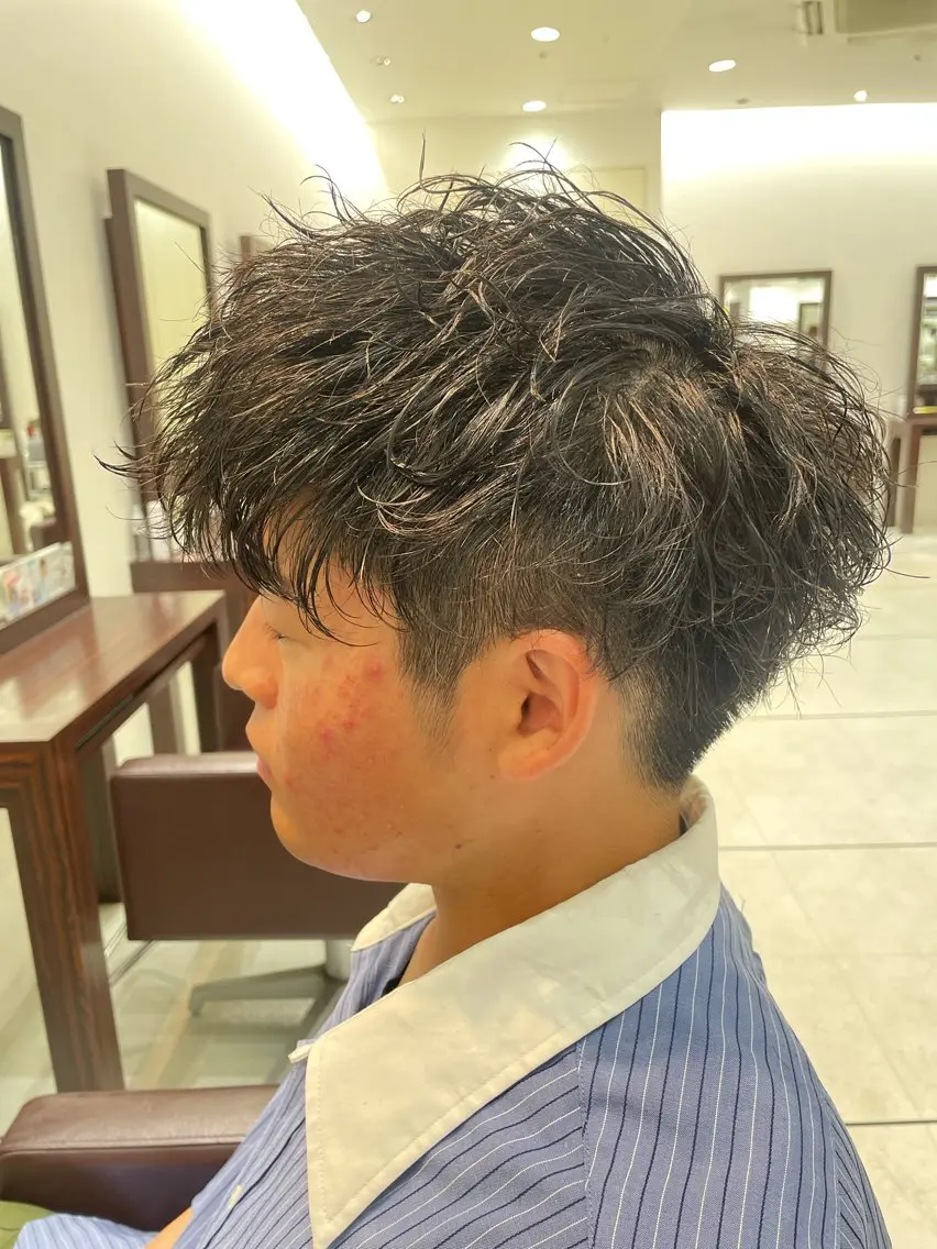 ショート メンズ メンズパーマ 波巻きパーマ 【千葉駅南口歩1分】 MAKAのヘアスタイル