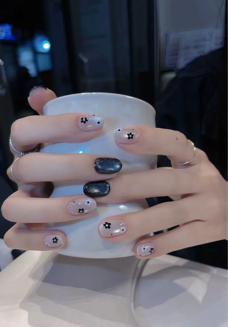 ネイル アートネイル フレンチネイル ジェルネイル 韓国ネイル 持ち込み ハンドネイル CHAIKO ANA.CHUOのネイルデザイン