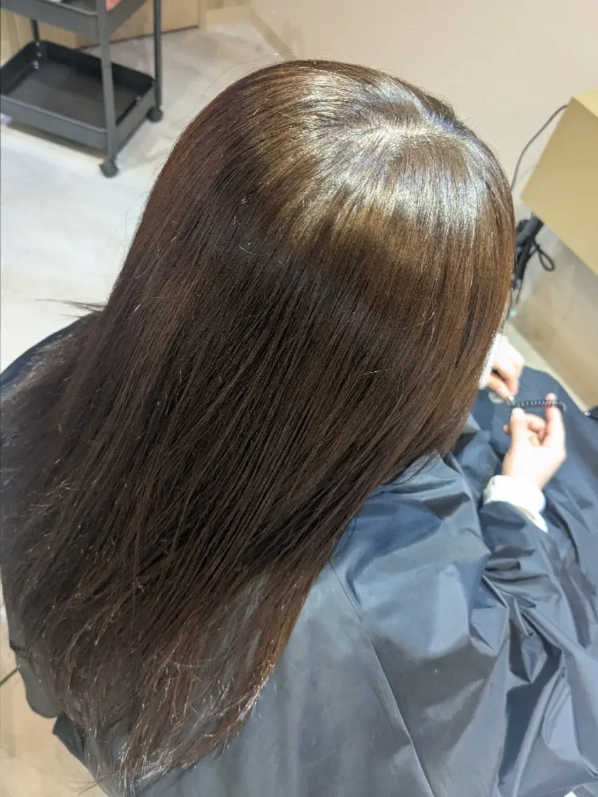 カラー 平 三史朗のヘアスタイル
