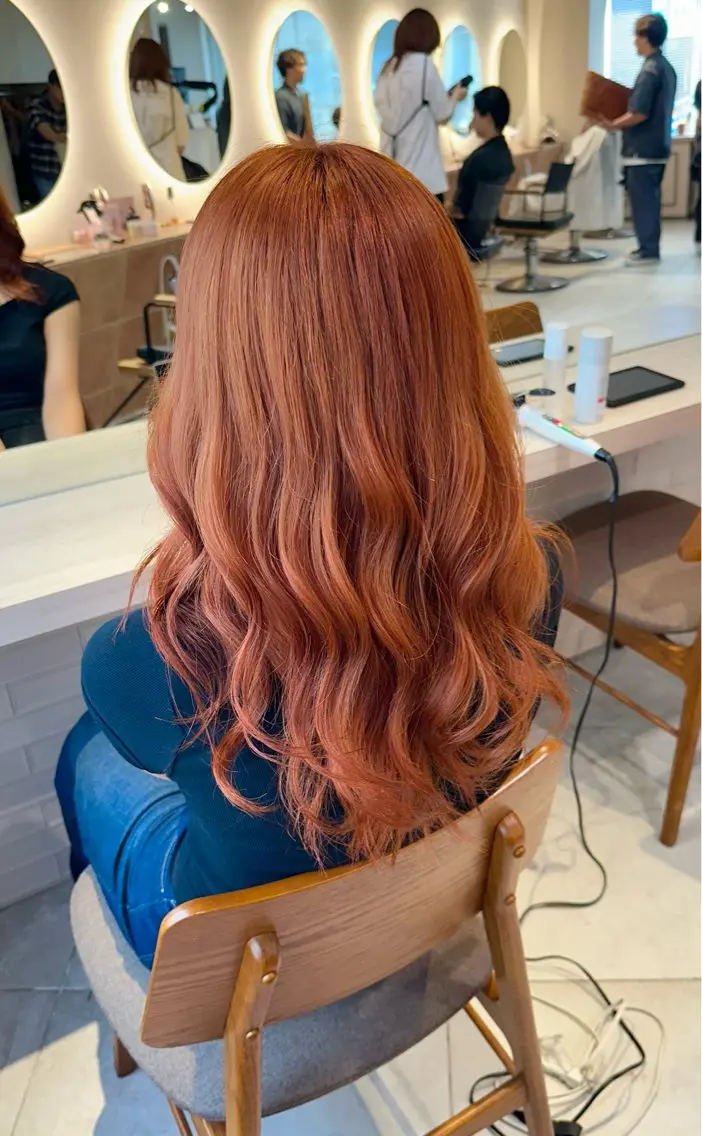 ロング カラー ベージュカラー オレンジ オレンジベージュ ヘアカラー 横浜⭐️カラー モデル🌻あみ🌻のヘアスタイル