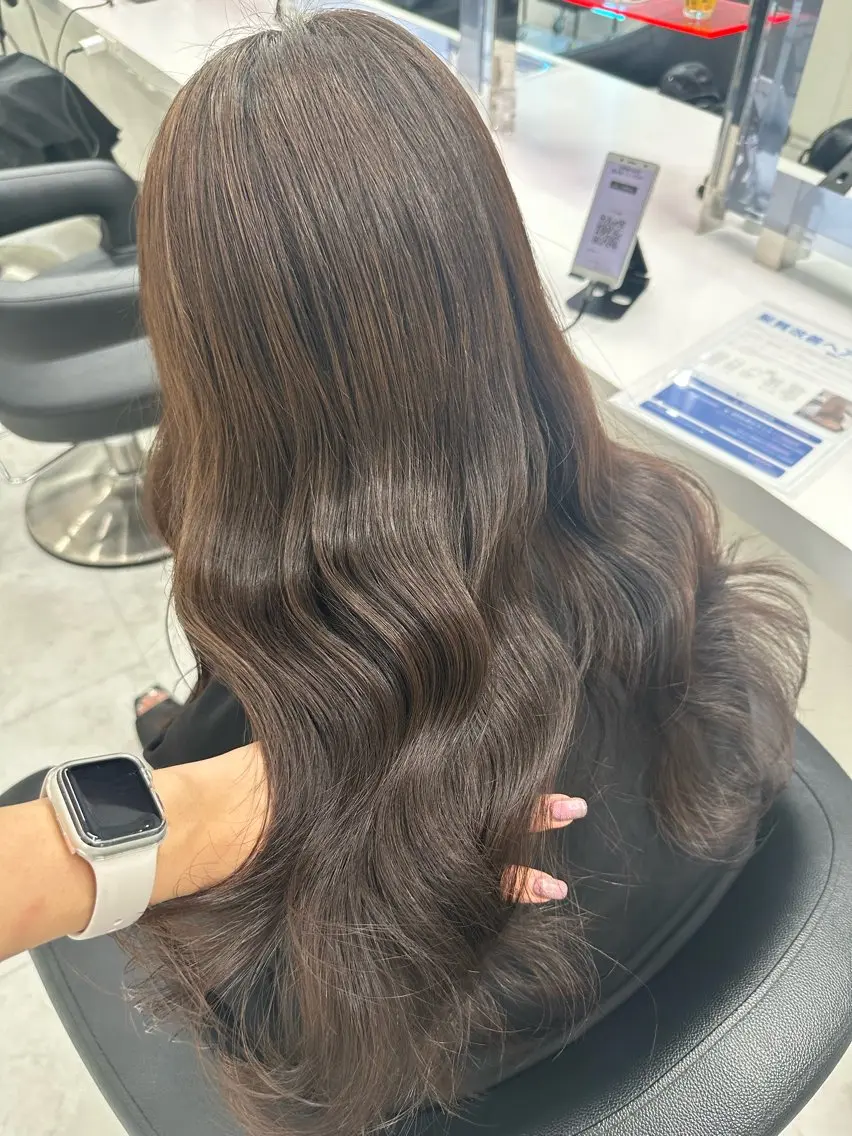 セミロング アッシュ チョコレートブラウン 韓国風カラー ピンクブラウン 髪質改善 ヘアカラー トリートメント 🤎MISAKI 艶髪カラー🤎のヘアスタイル