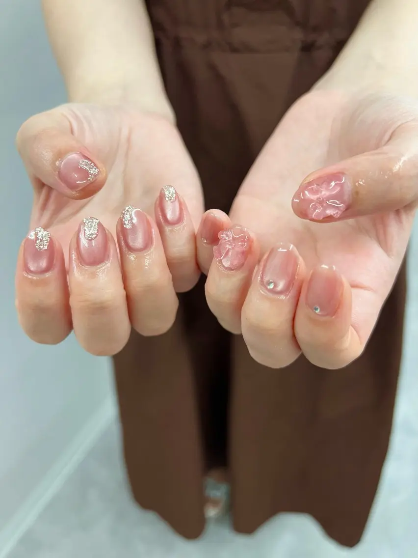 ネイル ジェルネイル キラキラネイル マグネットネイル ニュアンスネイル パラジェル ハンドネイル ハンドケア Bana_ Nailのネイルデザイン