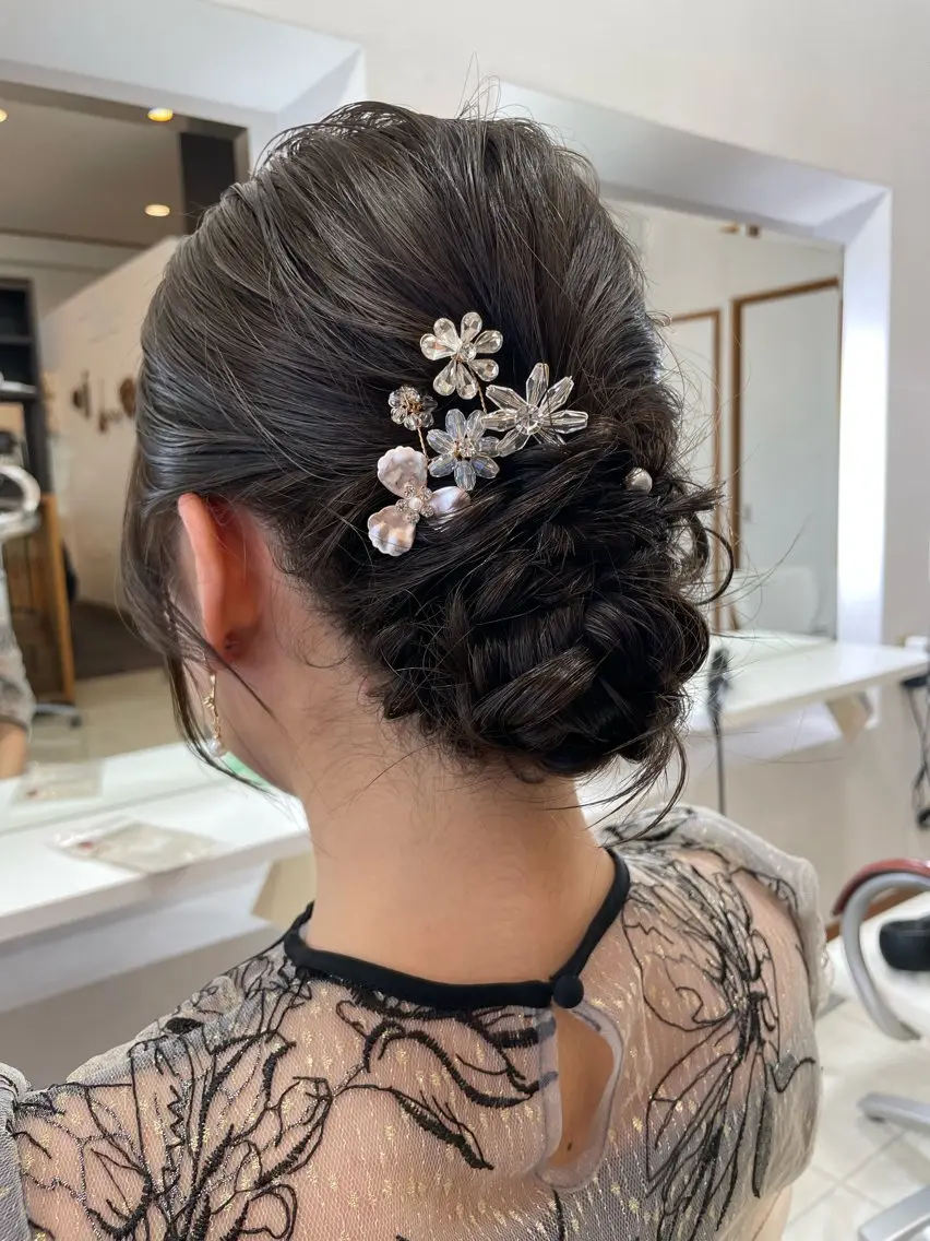 セミロング ヘアアレンジ ヘアセット いけだ ゆうのヘアスタイル