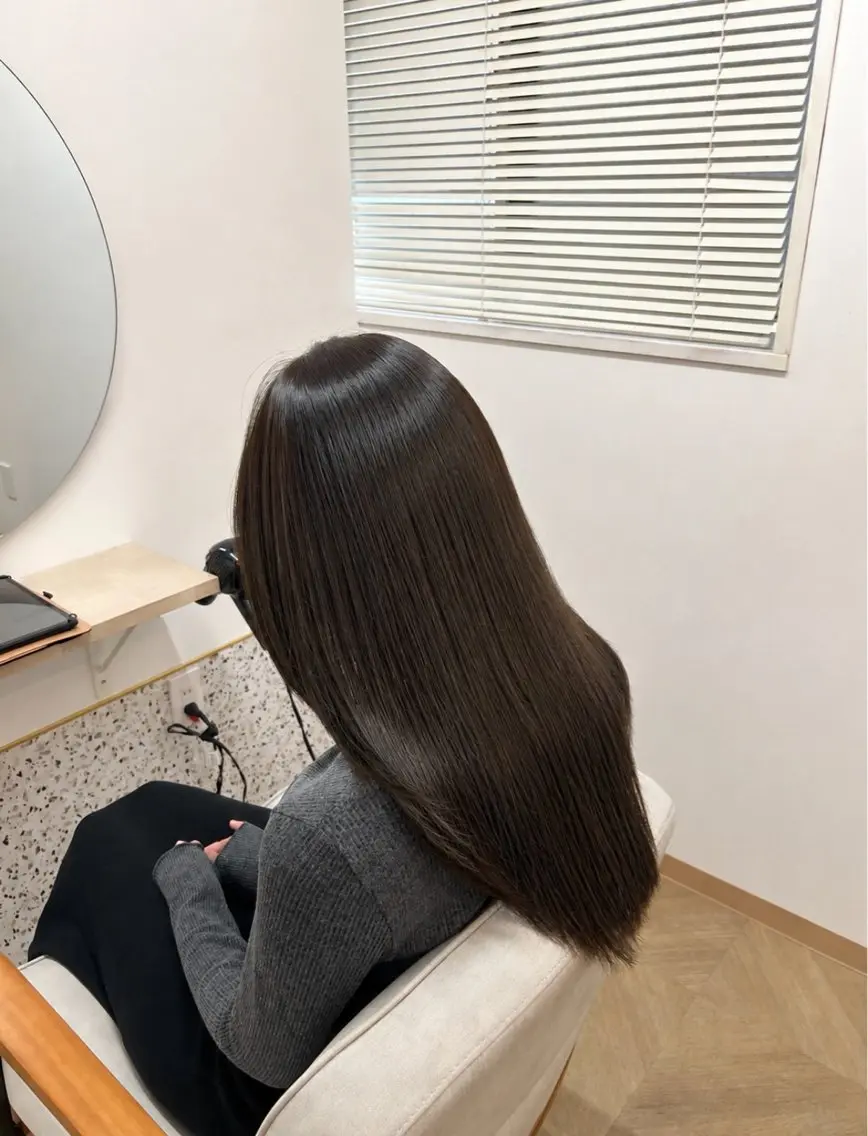 ロング カット ヘアカラー トリートメント TELAHAIR HASEGAWAのヘアスタイル