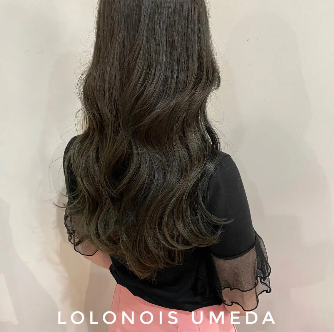 ロング カラー ダークグレー ダークグレージュ グレージュ Lolonois梅田 /Okazaki:)のヘアスタイル