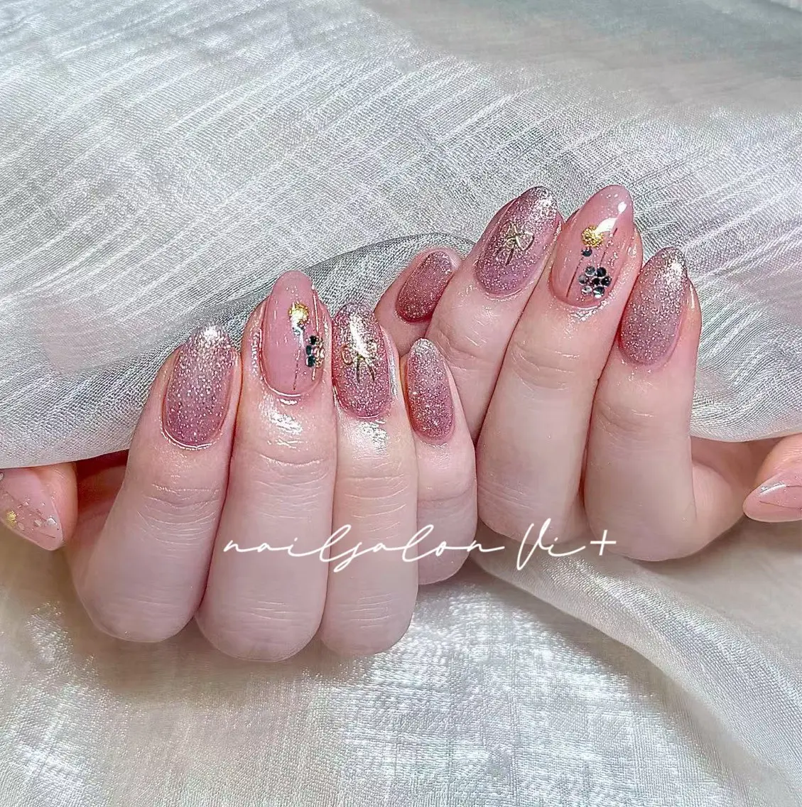 ネイル ハンドネイル ✨Nailsalon Vi+✨のネイルデザイン