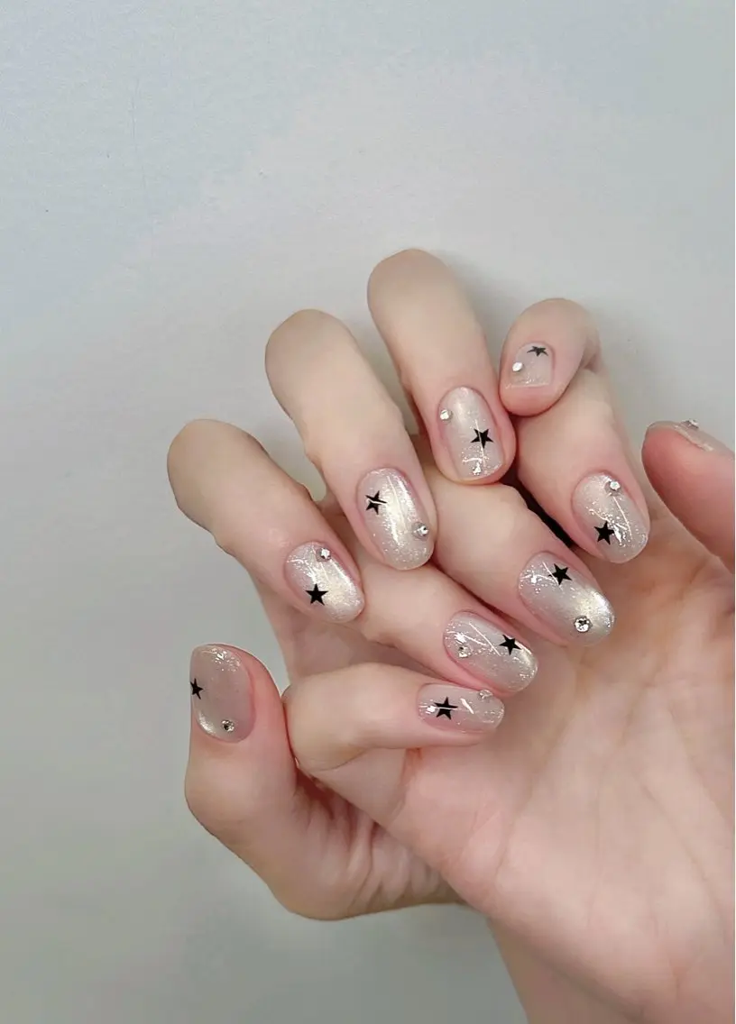 ネイル オーロラネイル 長さ出し フットネイル 韓国ネイル ラメ(グリッター) ハンドネイル 👍thumbs up nail👍のネイルデザイン