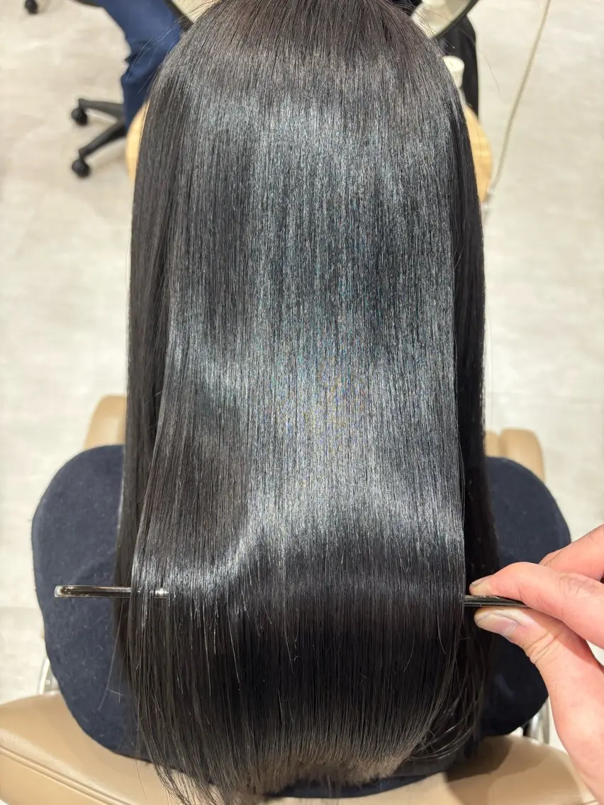 ロング カラー ブリーチ 透明感カラー ブリーチなしカラー 髪質改善 ヘアカラー トリートメント 京都駅/透明感カラー /髪質改善/岩崎拓郎のヘアスタイル