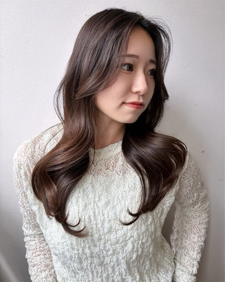 セミロング カラー カット ヘアカラー トリートメント 🍎レイヤー🍎 SAYAのヘアスタイル