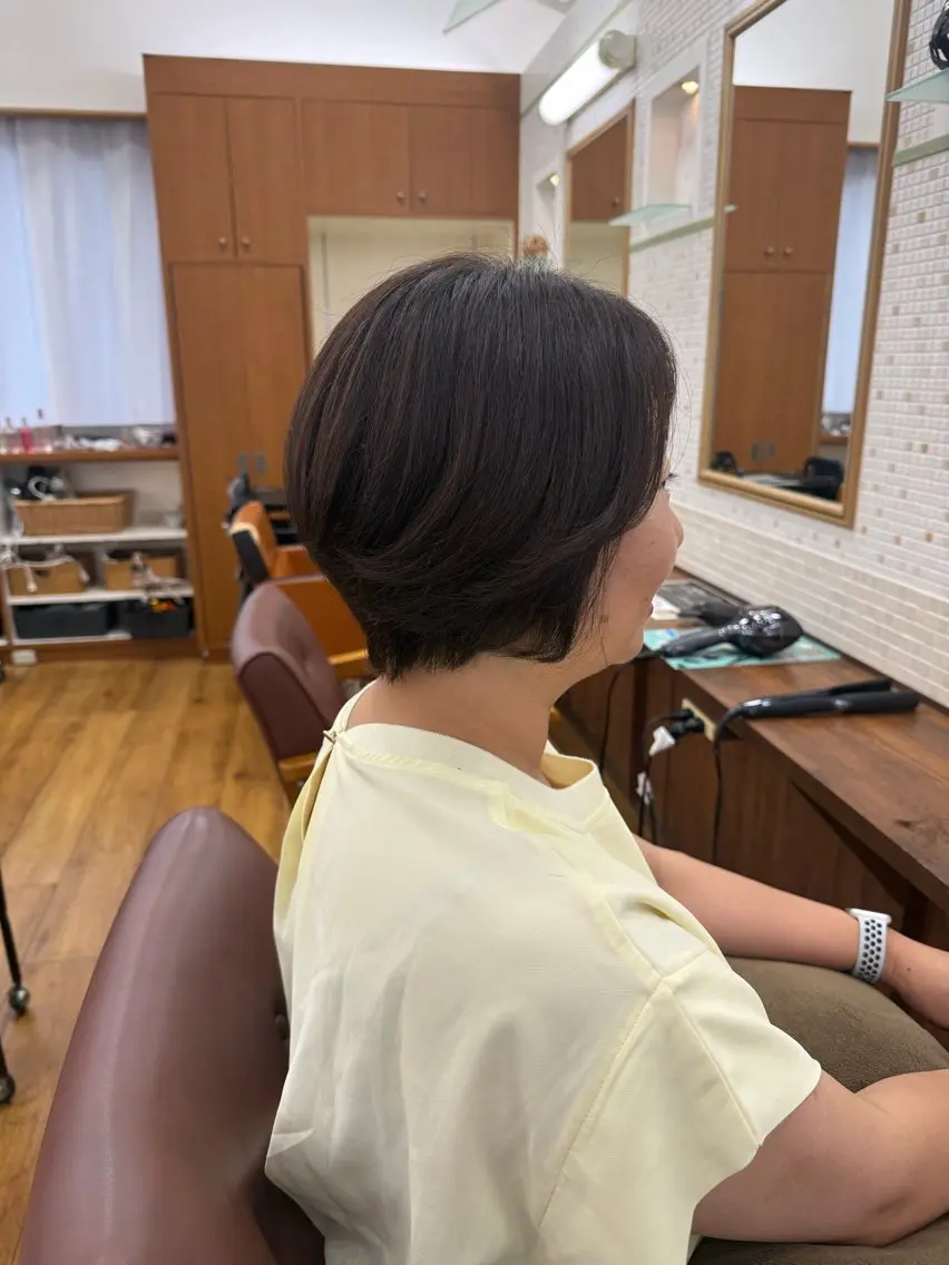 ショート ショートボブ ボブ ショートヘア トップヘアー中庄 えみぃのヘアスタイル