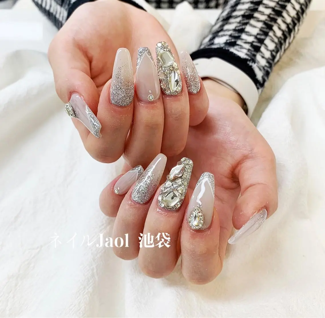 セミロング ネイルJaol 池袋のネイルデザイン