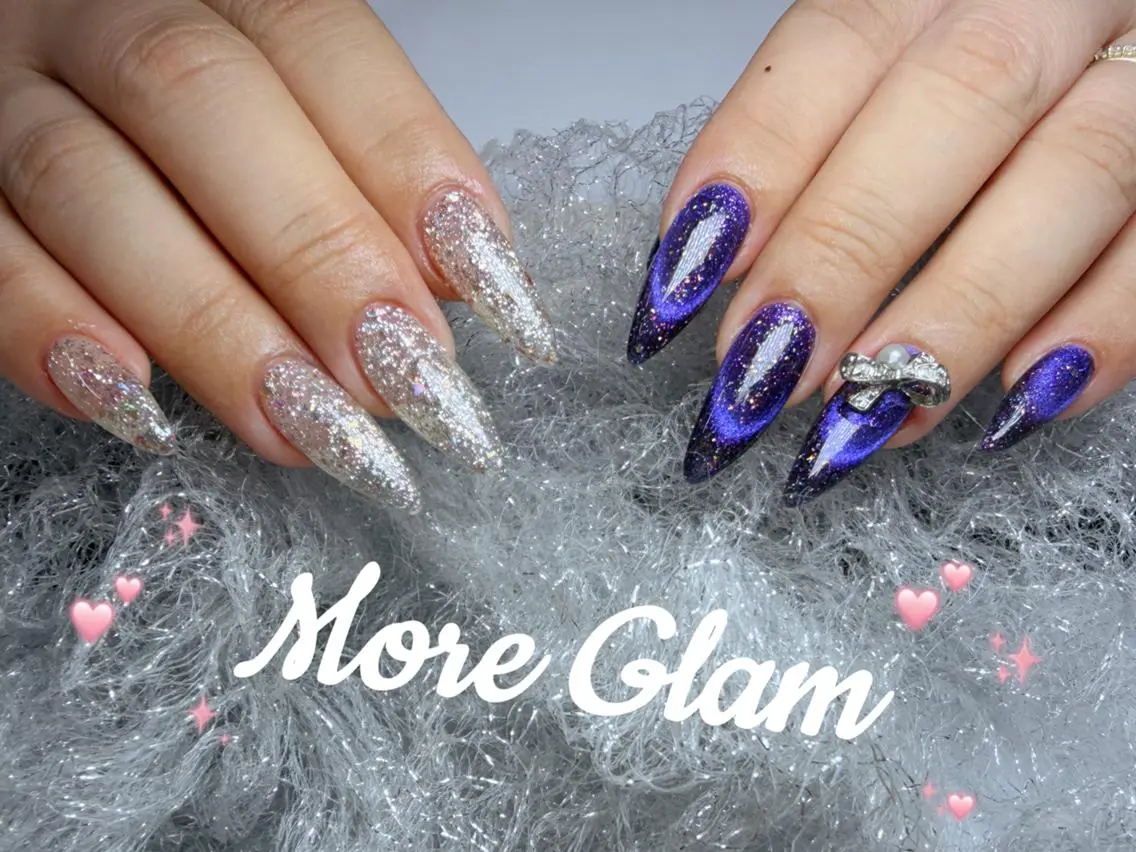 ネイル 長さ出し フットネイル フレンチネイル ジェルネイル ガラスフレンチ MoreGlam Nailsのネイルデザイン
