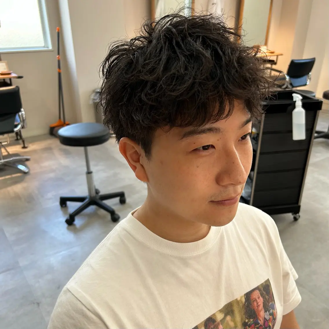 ショート パーマ メンズ メンズショート スパイキーショート ショートヘア メンズショート⚡️｜ 短髪をデザイン｜レオのヘアスタイル