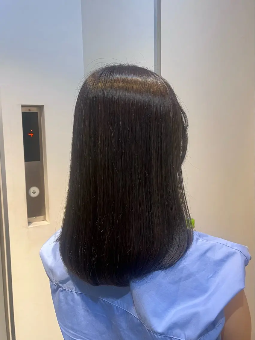 セミロング カラー ブラウンカラー ヘアカラー トリートメント ioe  三宮 / 羽海のヘアスタイル