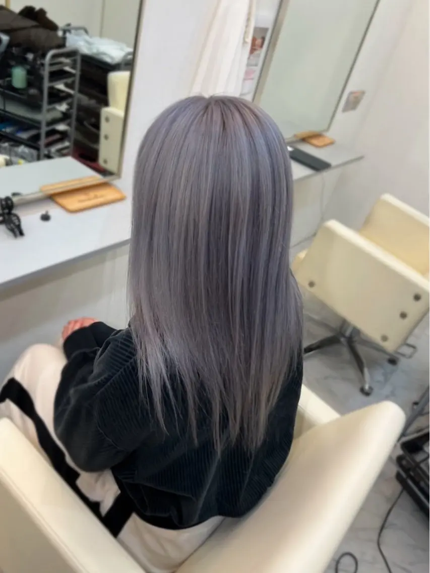 セミロング ヘアカラー ))カラー特化(( 渡邉 怜のヘアスタイル